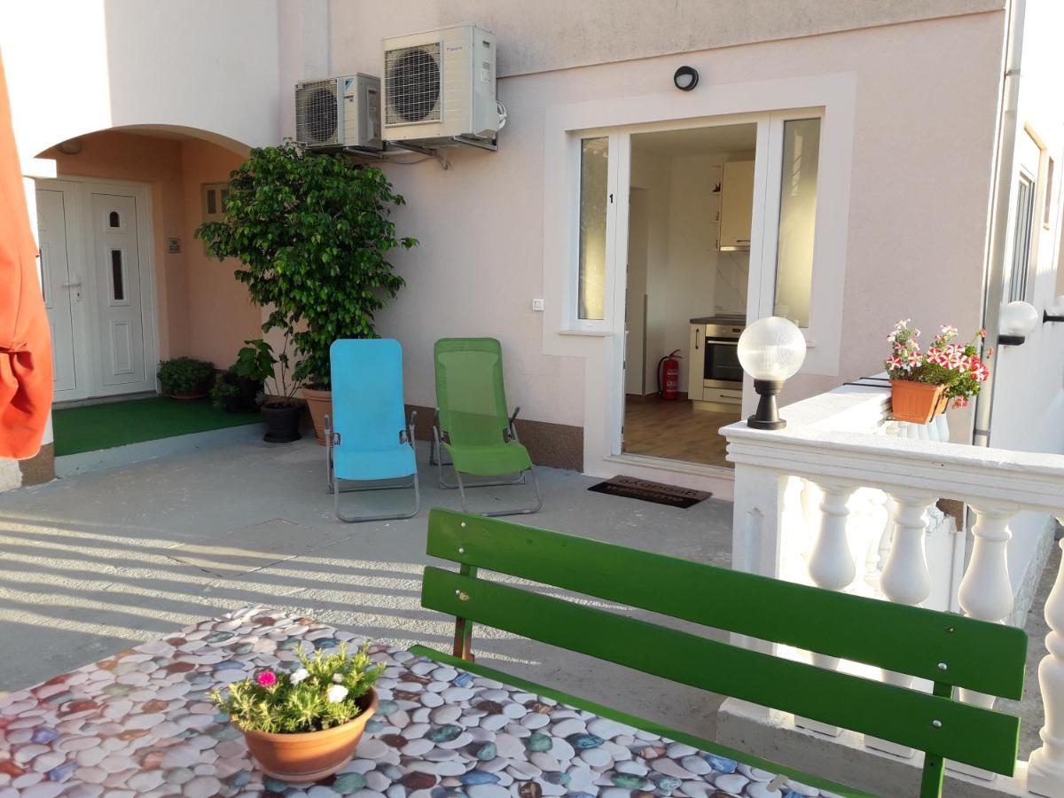 Apartments Gracia & Toni Trogir Bagian luar foto