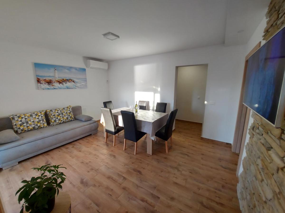 Apartments Gracia & Toni Trogir Bagian luar foto