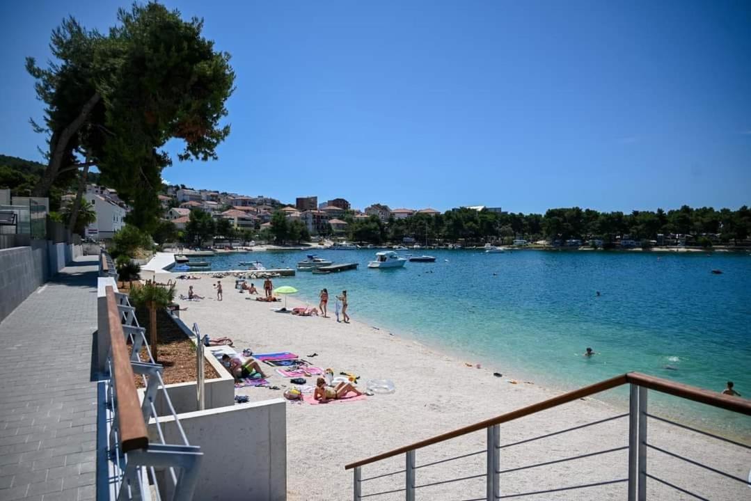 Apartments Gracia & Toni Trogir Bagian luar foto